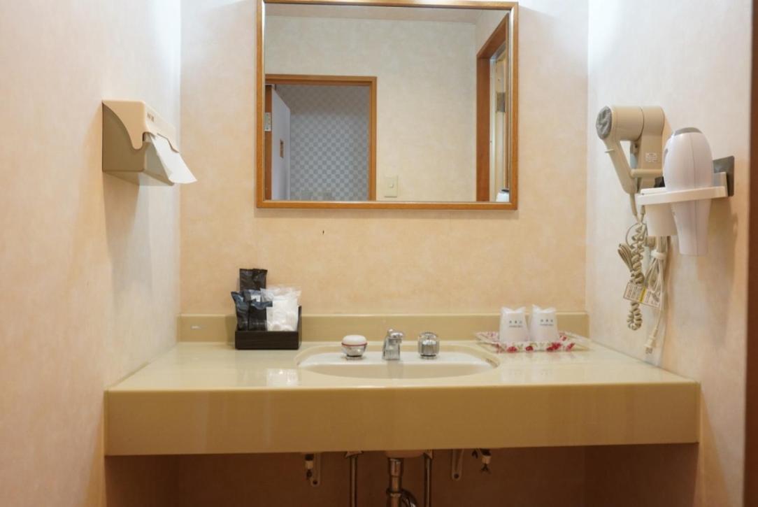 Green Spa Tsutsuga Akiota Экстерьер фото